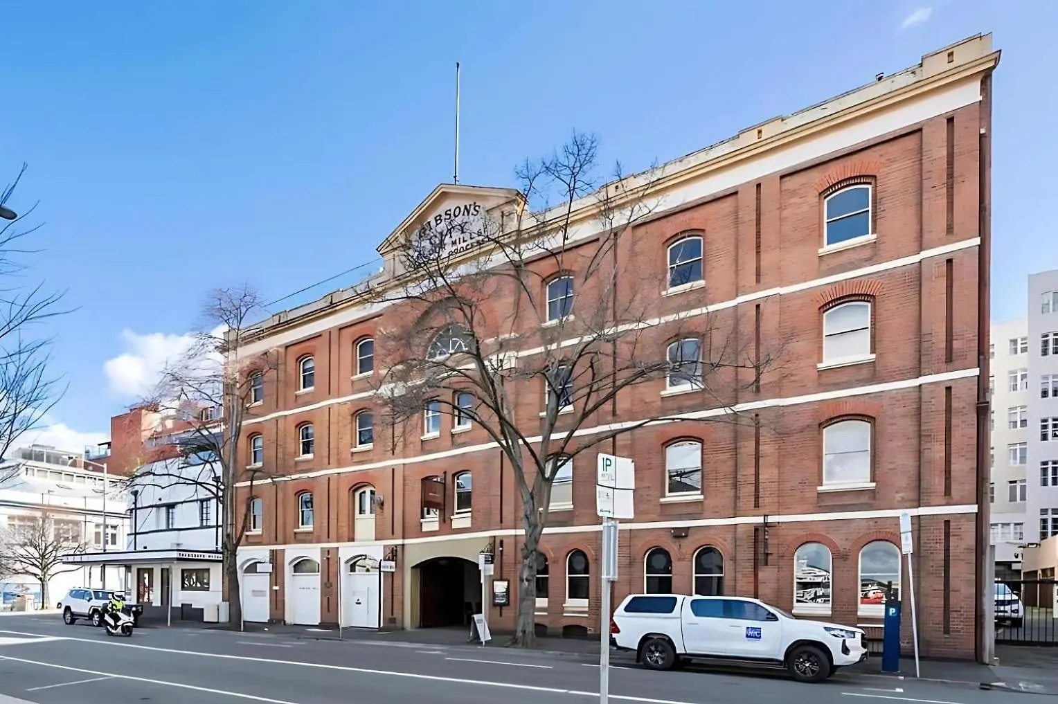 Gibson Mill Waterfront Loft Apartment - 303 ホバート